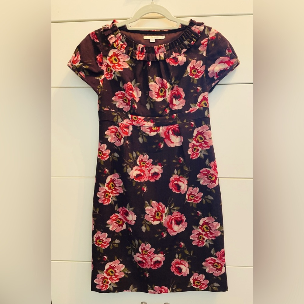 Boden UK Wool Floral Empire Waist dress. US6P but runs like US4.